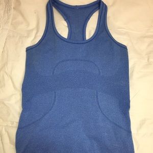 Lululemon tank size 6